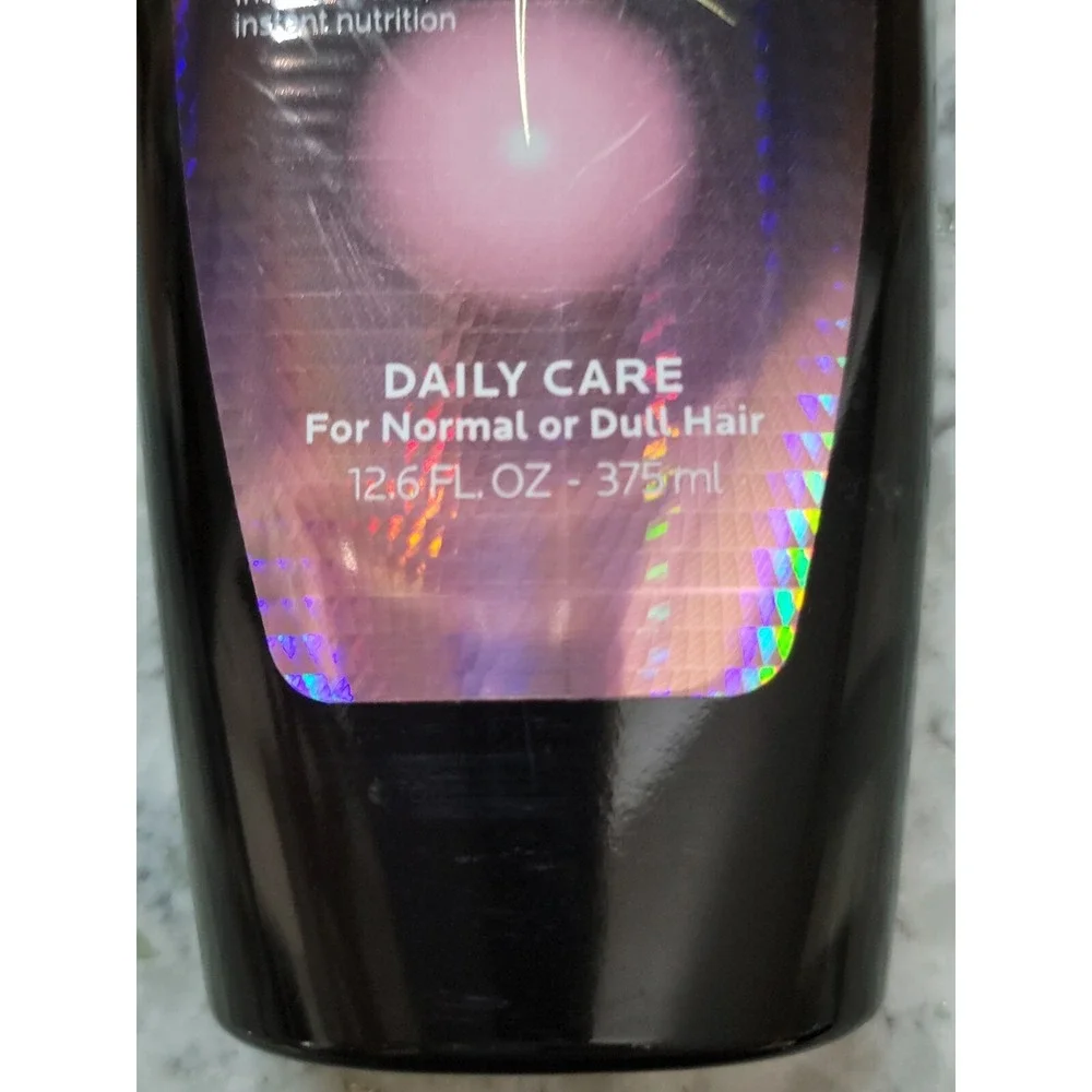 L'Oreal Nutri-Gloss High Shine 2 In 1 & Smooth Intense Conditioner Set‎ Of 2